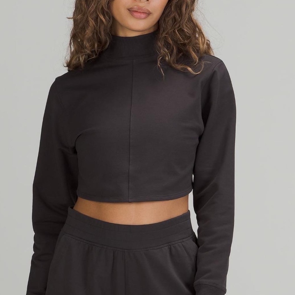 Lululemon - Picture 2 of 2